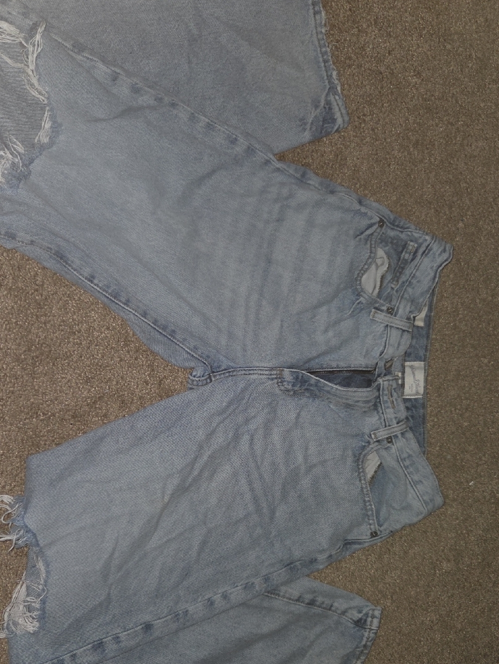 Universal Thread Light Blue Boyfriend Jeans with Distressed Hem